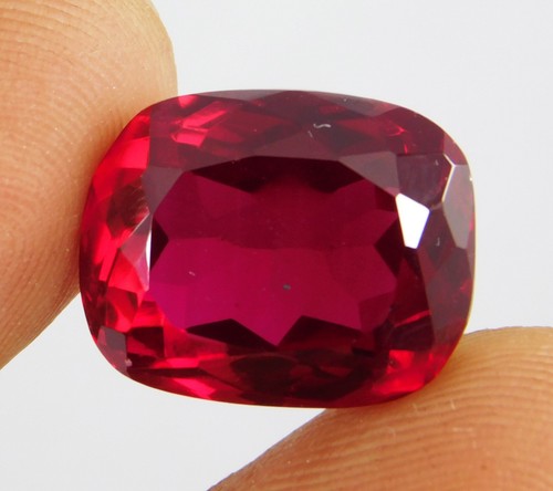 Pietra preziosa sfusa rubino