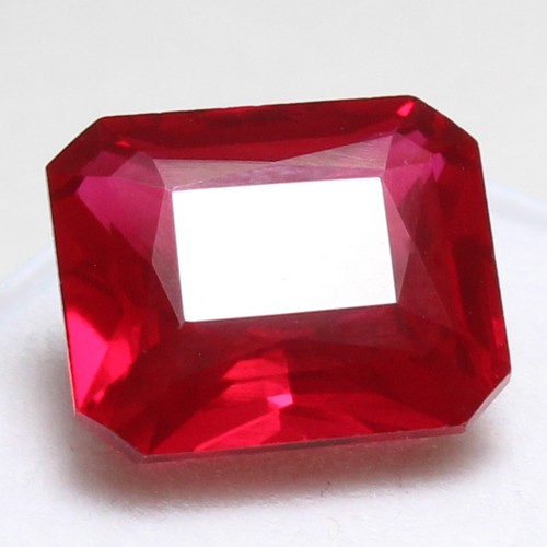 Rubino rosso sangue - , di