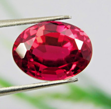 Pietra preziosa sciolta rubino