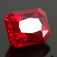 Pietra preziosa smeraldo