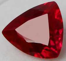 Rubino rosso sangue di