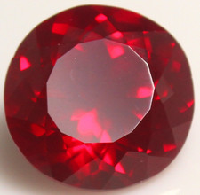 Rubino rosso sangue di