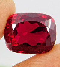 Gemma sciolta rubino rosso