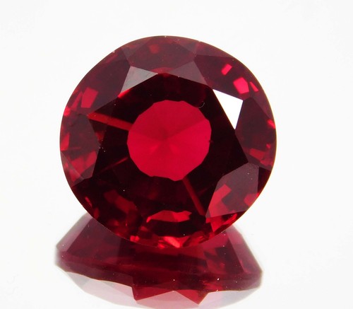 Gemma sciolta rubino rosso